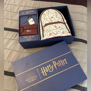 Harry Potter Wizarding World Of 3 Piece Gryffindor Mini Backpack Gift Set - NEW!